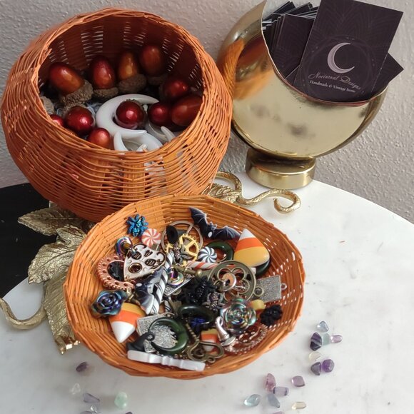 Potpourri Sachets Custom-Made w/ Selenite Blade & Witchy Add-ins in 15+ scent - Picture 12 of 12
